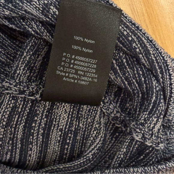 Babaton Aritzia XXS Alrik Rib-Knit Striped Tank High Neck Vest Top Office Preppy - Picture 7 of 9